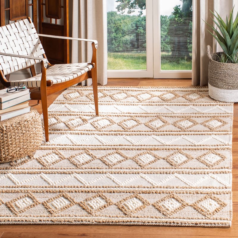 SAFAVIEH Archna Iftimia Jute Casual Rug - 5' x 8' - Beige/Ivory