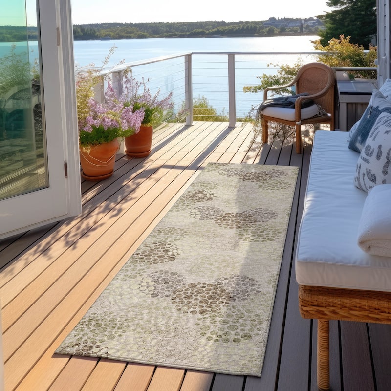 Machine Washable Indoor/ Outdoor Chantille Modern Bubbles Rug - Beige - 2'3" x 7'6"