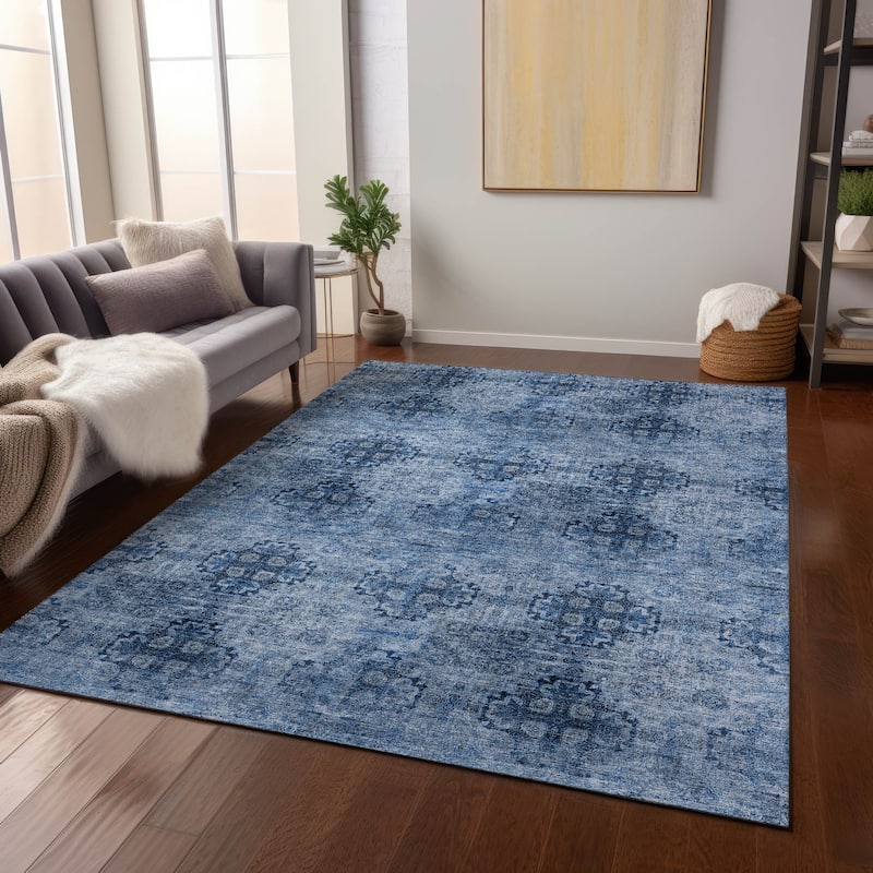 Machine Washable Indoor/ Outdoor Vintage Medallions Chantille Rug