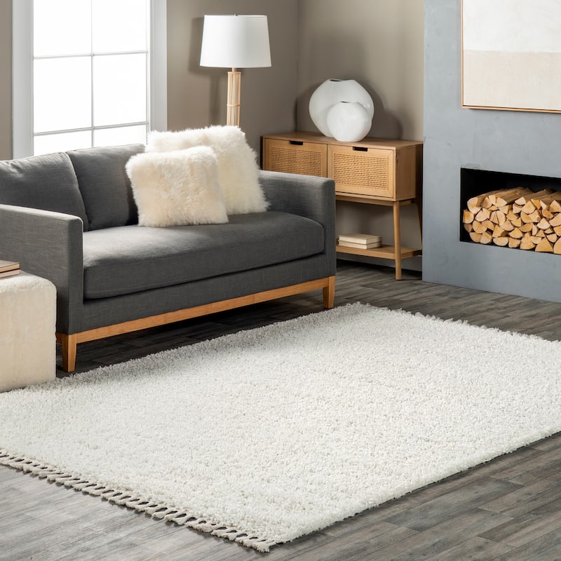 Nuloom Neva Modern Tasseled Shag Area Rug - 6'7" x 9' - Ivory