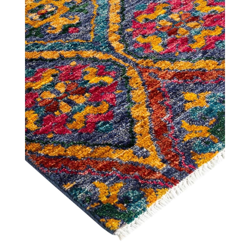 Overton Hand Knotted Wool Vintage Inspired Modern Contemporary Modern Multi Area Rug - 4' 0" x 6' 0"