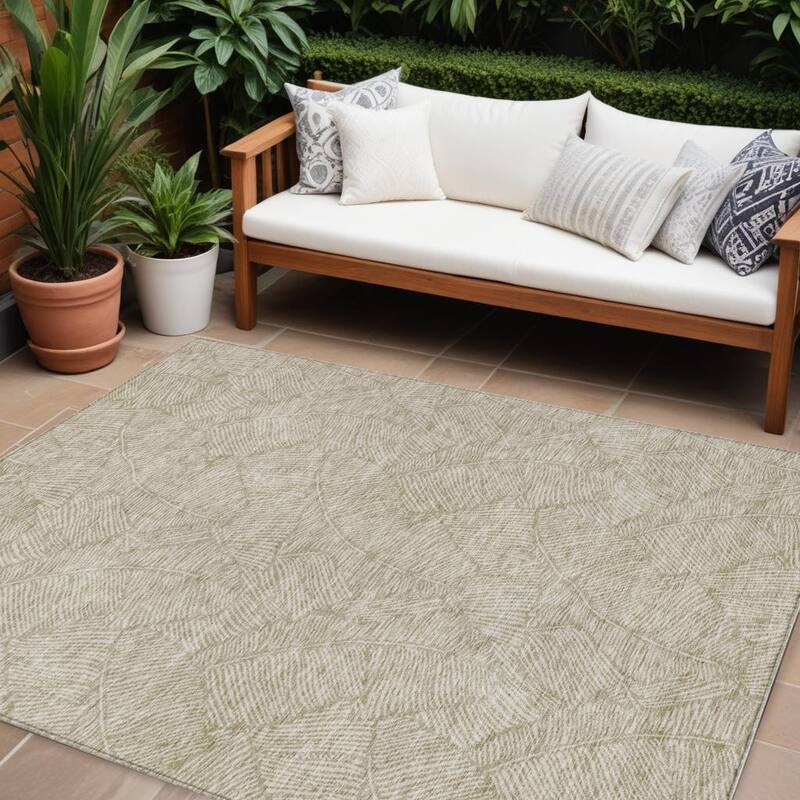 HomeRoots Floral Transitional Rectangle Outdoor Rug - 9' X 12'