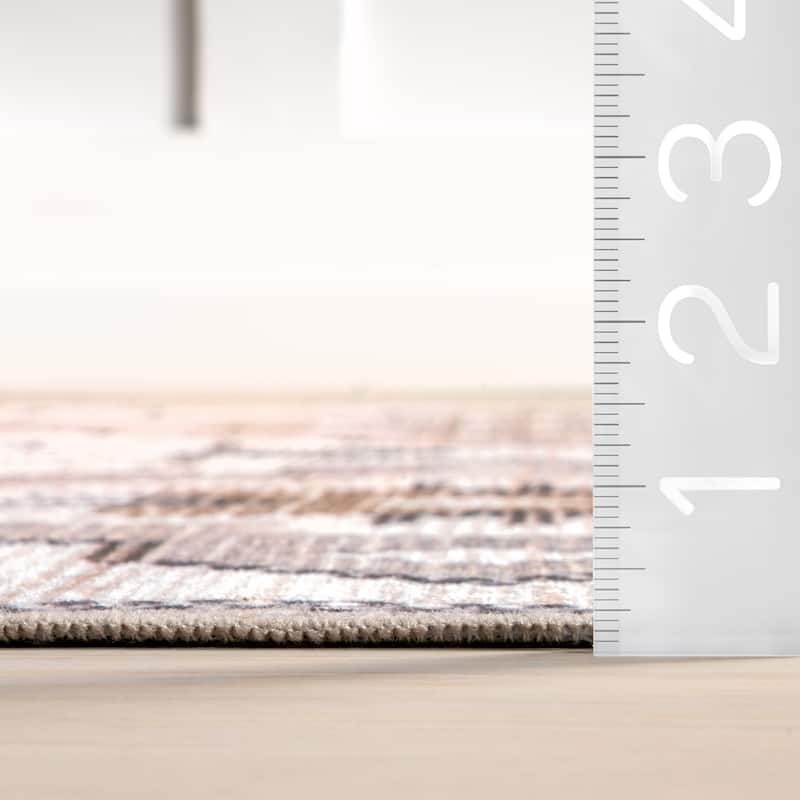 Nuloom Kalilah Medallion SplashGuard Machine Washable Area Rug