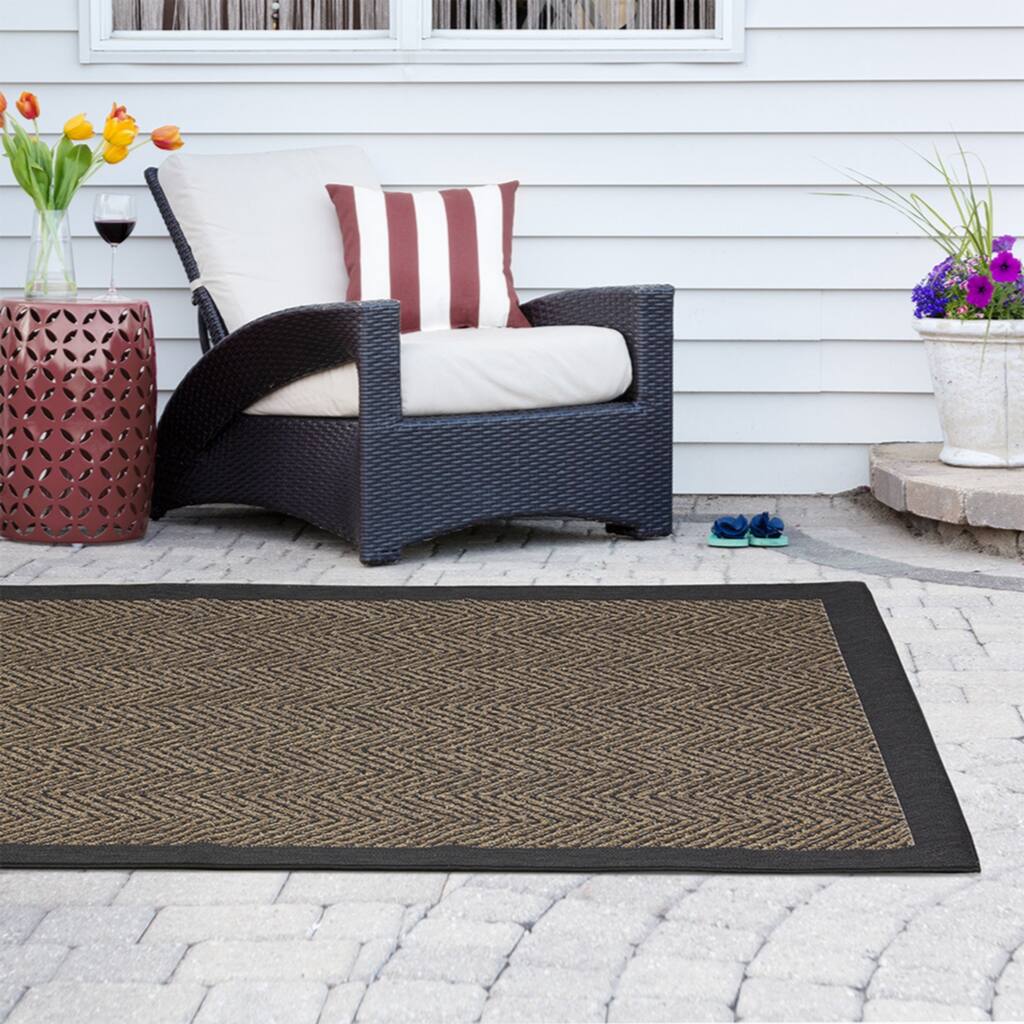 Textured Chevron Indoor/Outdoor Rug,5' x 8' - 5' x 8'