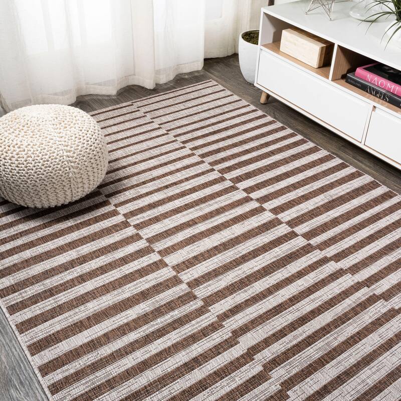 JONATHAN Y Grid Modern Offset Stripe Indoor/Outdoor Area Rug