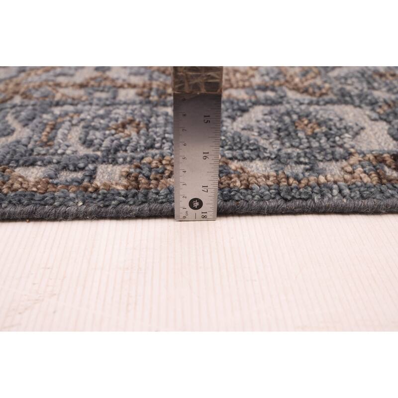 ECARPETGALLERY Hand-knotted Jules Serapi Grey Wool Rug - 5'4 x 7'4
