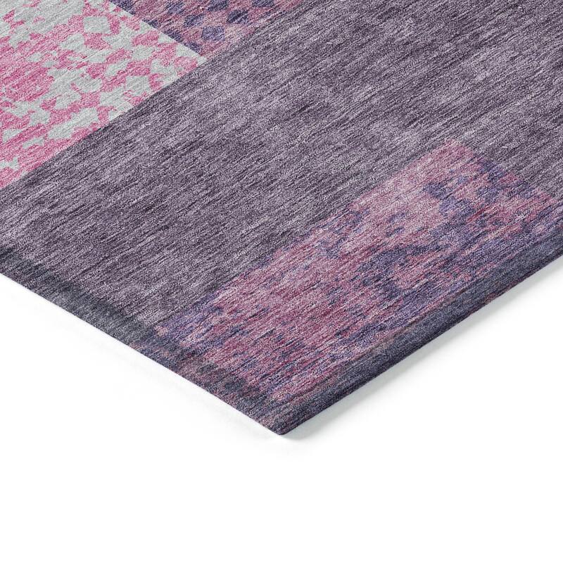 Machine Washable Indoor/ Outdoor Modern Blocks Chantille Rug