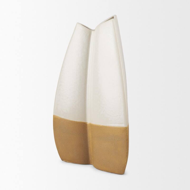 Vania Large Off White Textured Vase