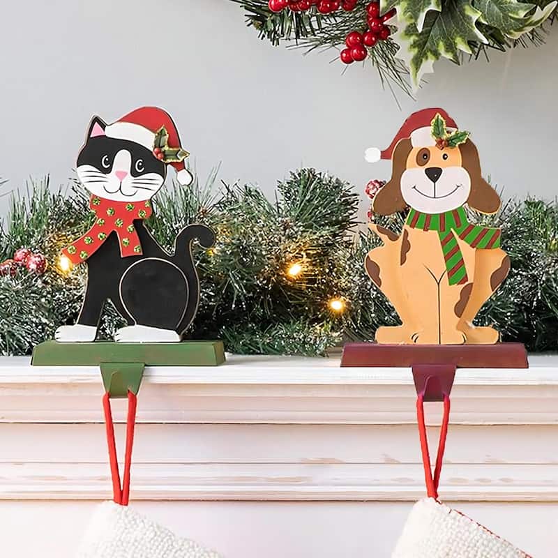 Glitzhome 7.75" H Christmas Wooden/Metal Animal Stocking Holder, Dog, Cat for Mantel Ornament - 7.50"h - 2PK (Dog & Cat)