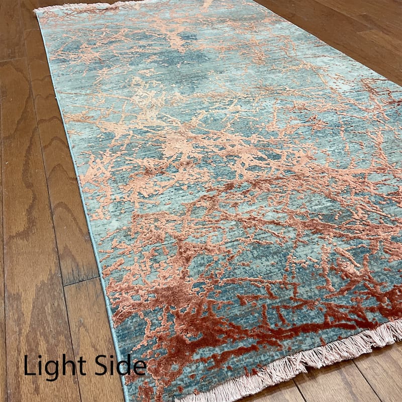 HERAT ORIENTAL Turkish Modern Erased Design Wool & Silk Rug - 2'7" x 4'11"