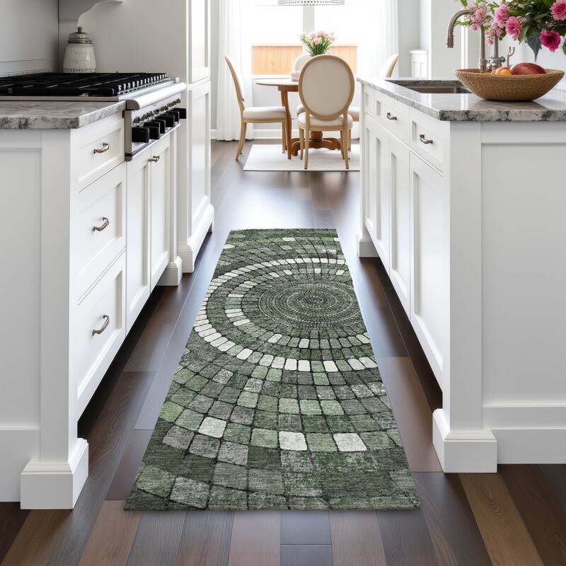 Machine Washable Indoor/Outdoor Contemporary Pinwheel Chantille Rug