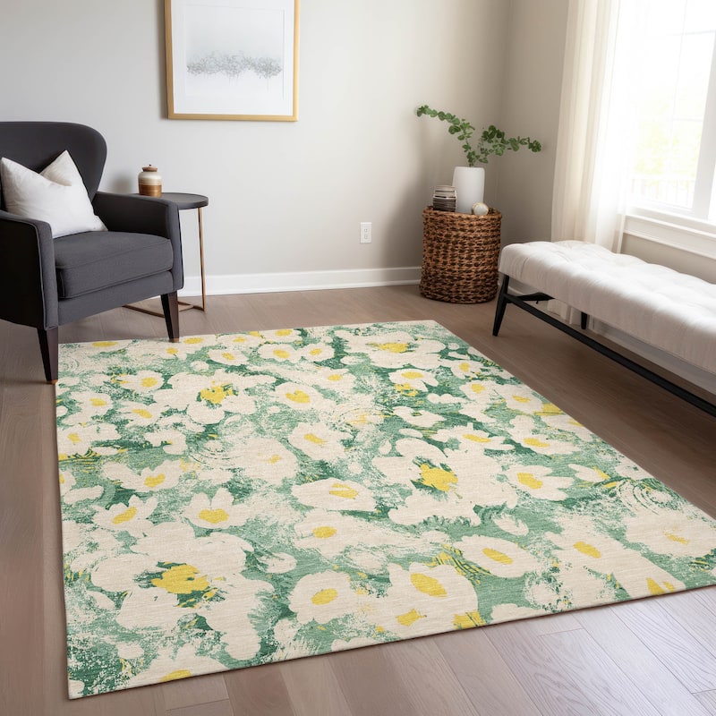 Machine Washable Indoor/ Outdoor Modern Daisy Chantille Rug