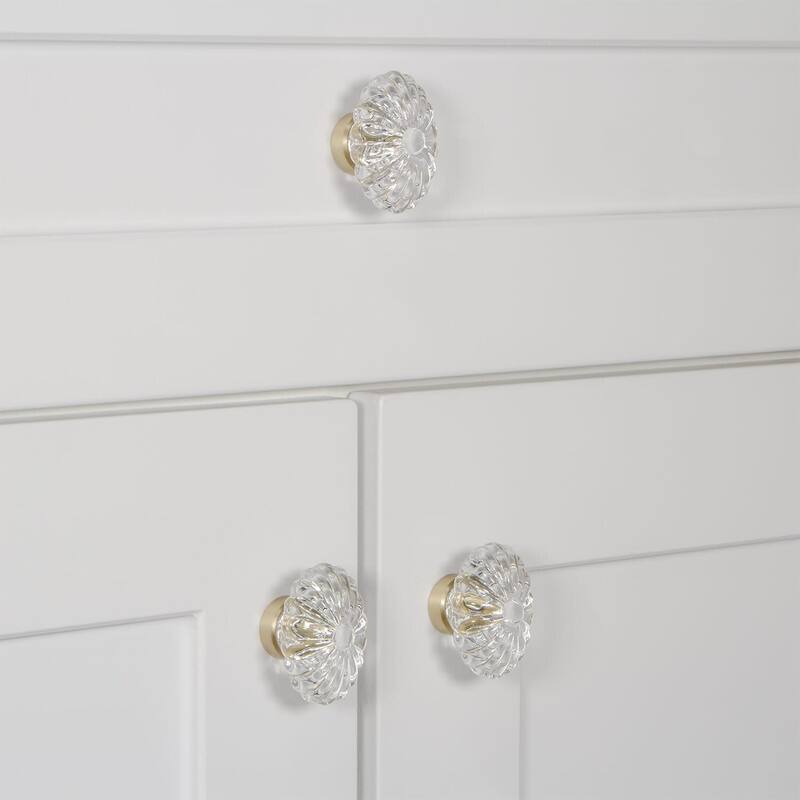 Grandeur BURG-CRYS-KNOB Burgundy 1-3/4" Luxury Flower Fluted Crystal