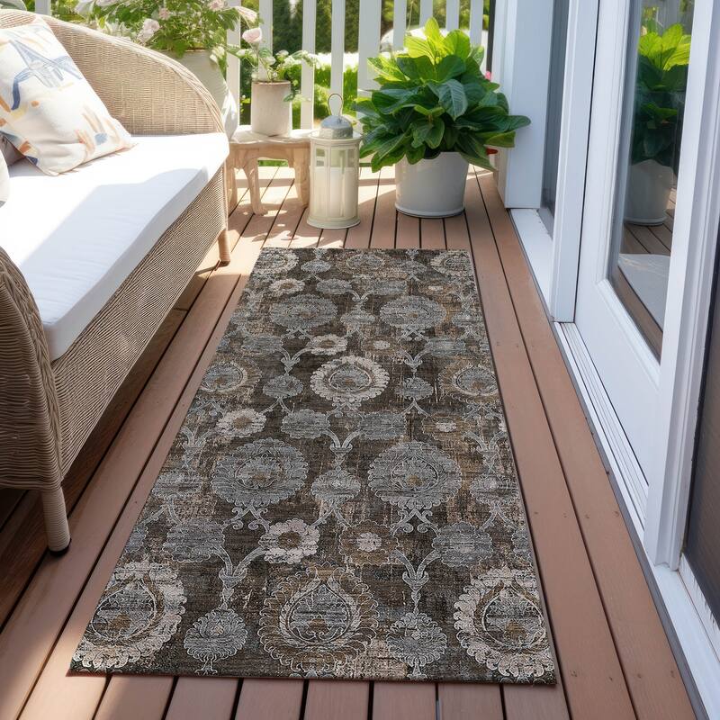 Machine Washable Indoor/ Outdoor Chantille Traditional Floral Rug - Chocolate - 2'3" x 7'6"