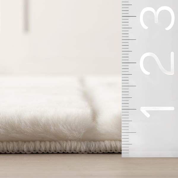 Padma Lakshmi Tessera Grid Plush Cloud Washable Rug
