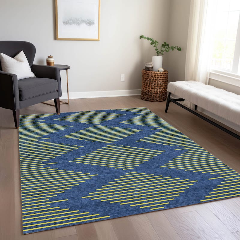 Machine Washable Indoor/ Outdoor Contemporary Geo Chantille Rug