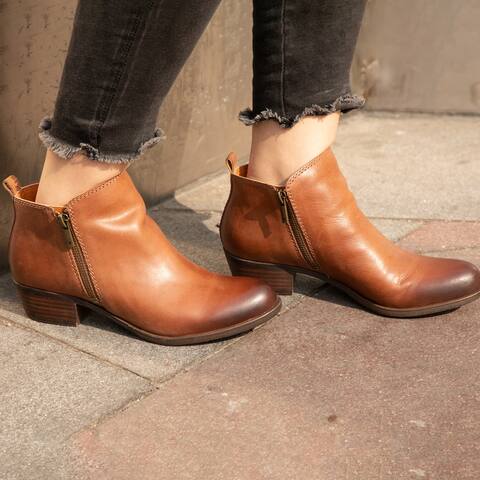 women's brown ankle boots low heel