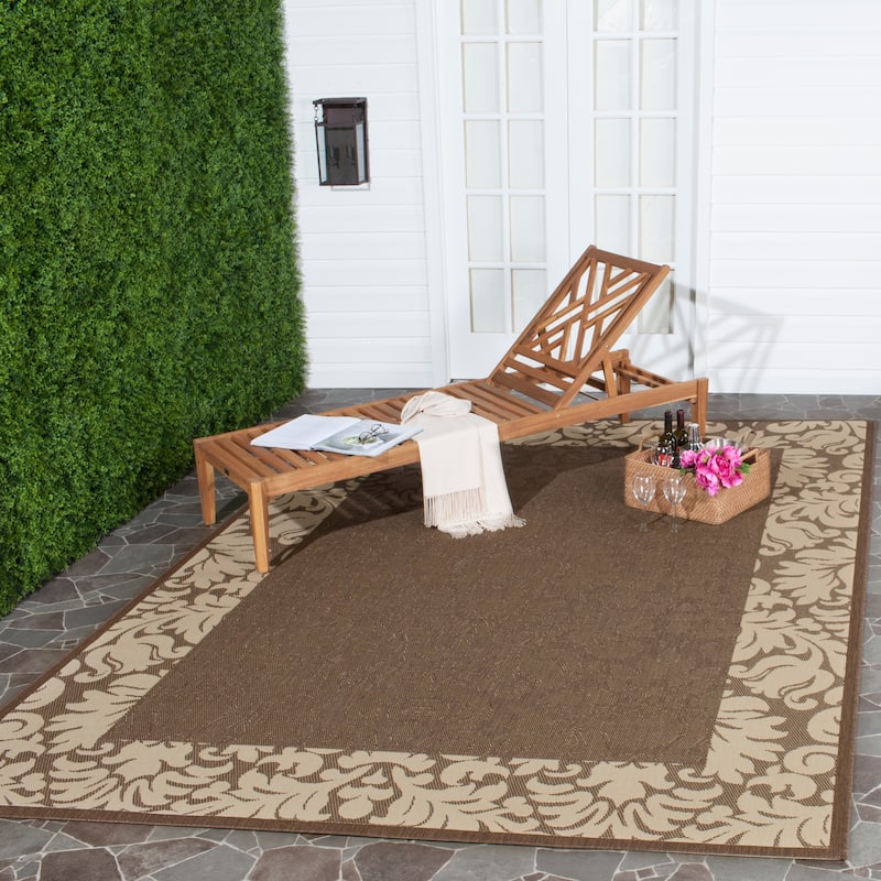SAFAVIEH Courtyard Peggie Indoor/ Outdoor Patio Backyard Rug - 6'7" x 9'6" - Chocolate/Natural
