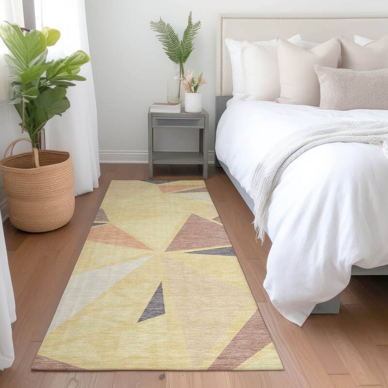 Machine Washable Indoor/ Outdoor Abstract Mosaic Chantille Rug - Wheat - 2'3" x 7'6"