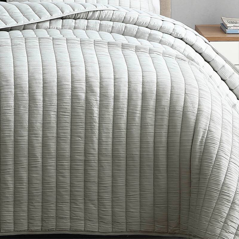 Riverbrook Home Moonstone 3 Piece Quilt Set