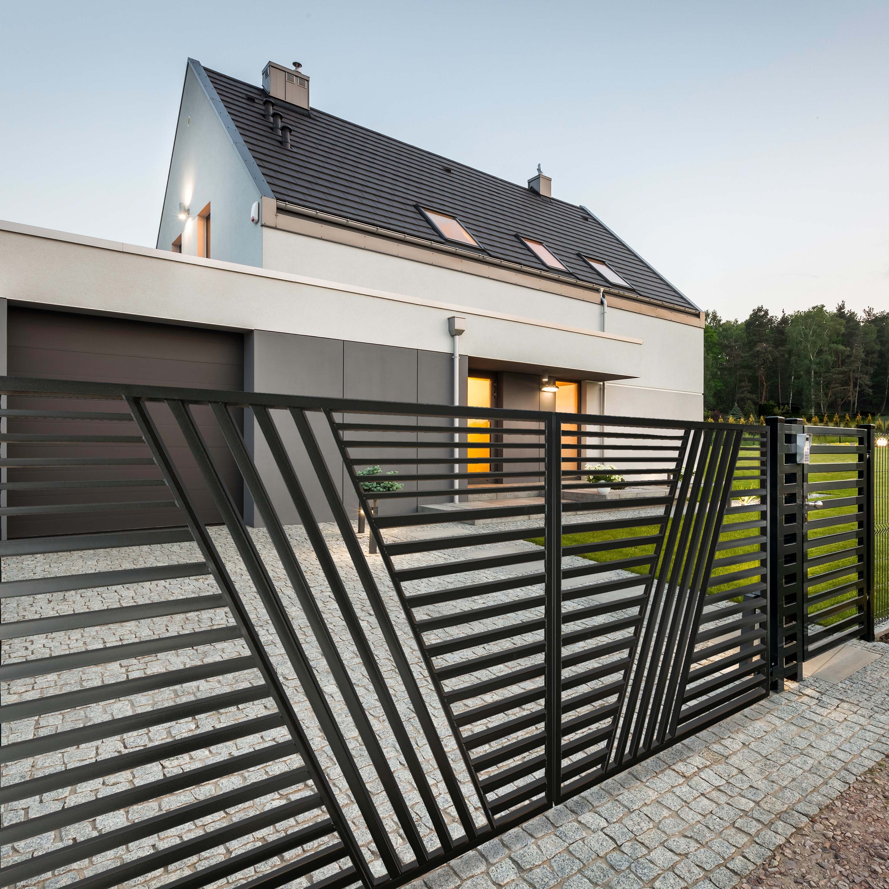 ALEKO Steel Dual Swing Garden Driveway Gate Sofia Style 12 x 6