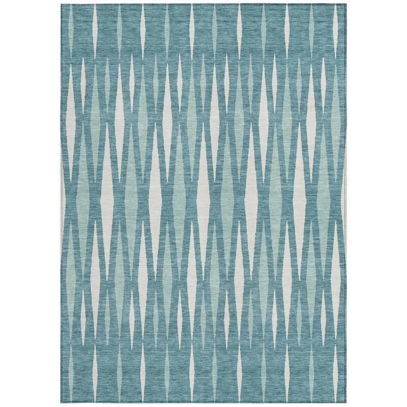HomeRoots Geometric Transitional Rectangle Outdoor Rug