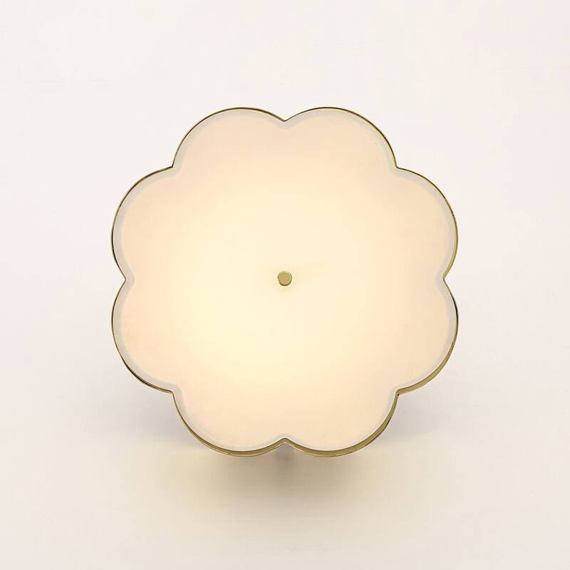 Metallic Luxury Scalloped Flower Drum Dimmable LED Flush Mount - 15.0 in