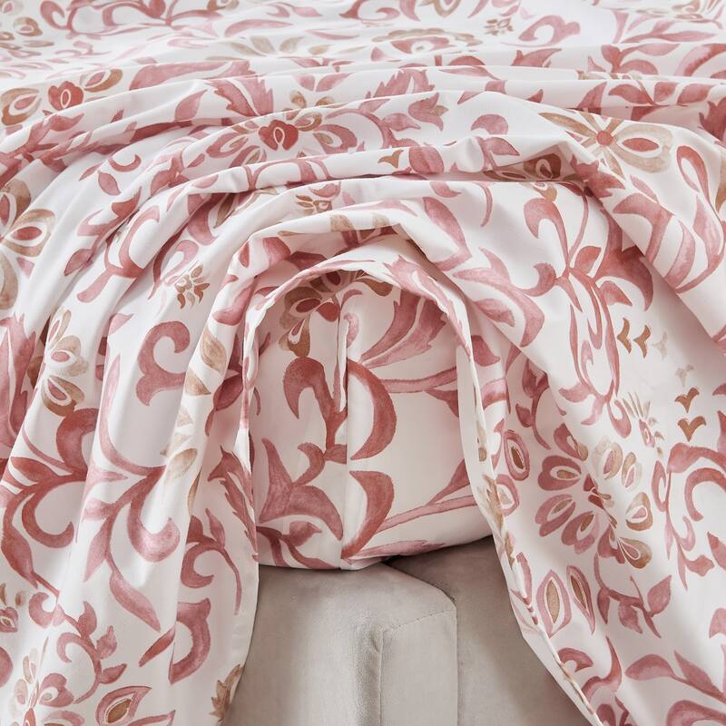 Linery & Co. Ultra-Soft Brushed Winter-Themed Microfiber Sheet Set