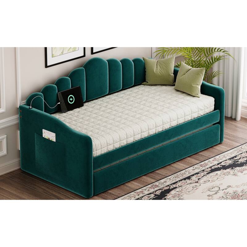 Twin Size Velvet Upholstered Daybed with Trundle and USB Charging Ports, Green