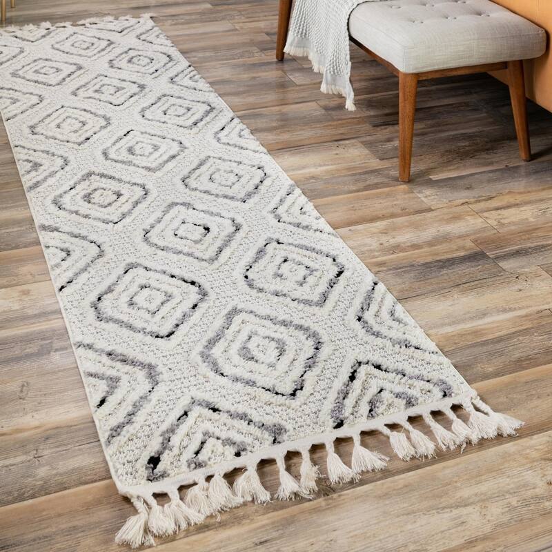 Contemporary Prudence Collection Area Rug - Black-White - 2'x8'