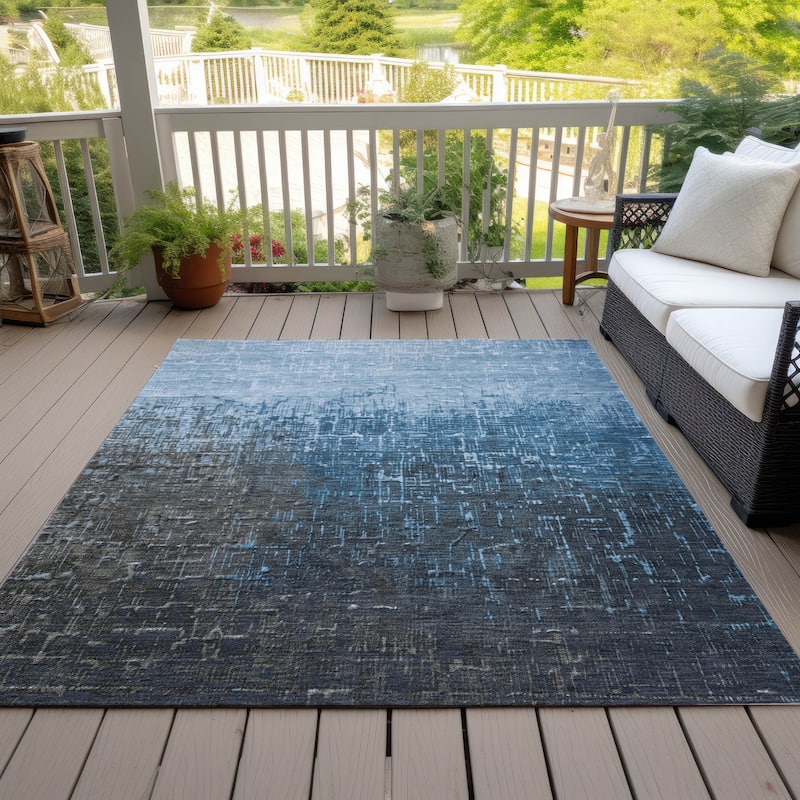 Machine Washable Indoor/ Outdoor Ombre Texture Chantille Rug