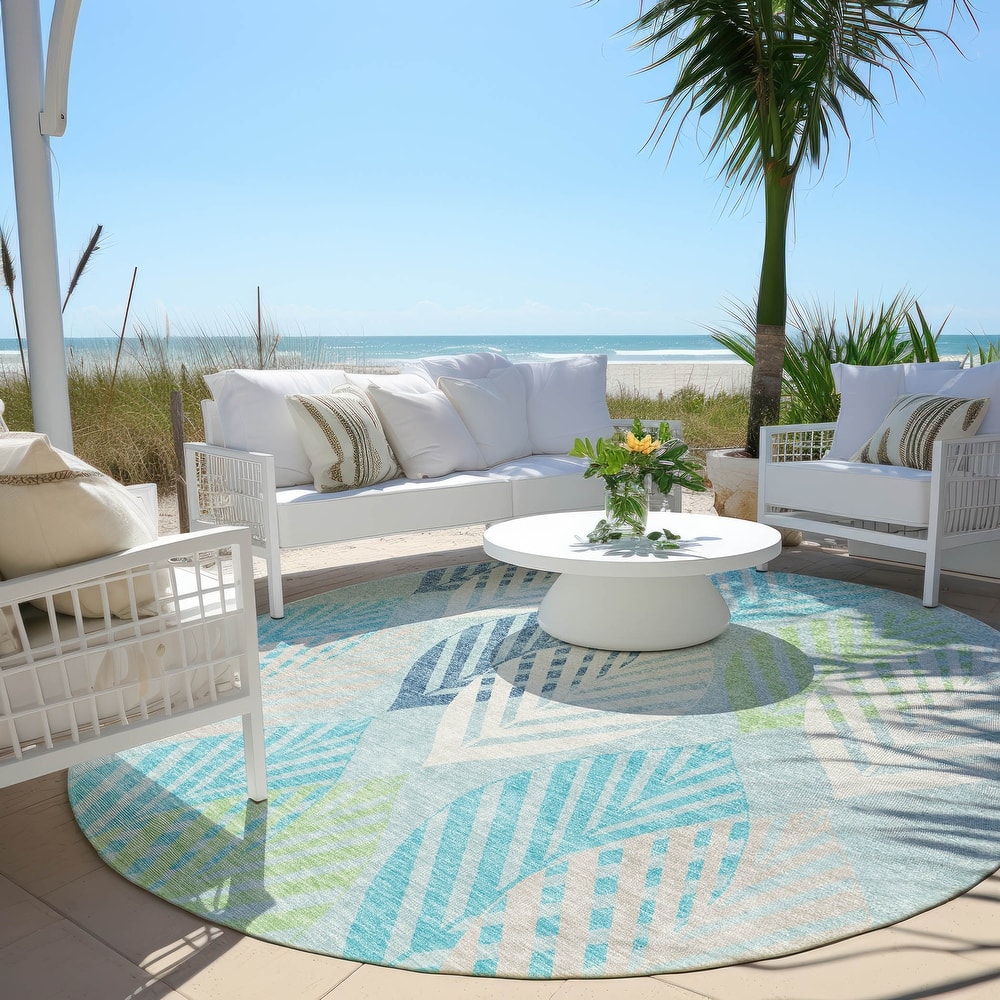 Machine Washable Indoor/ Outdoor Chantille Casual Palm Leaf Rug