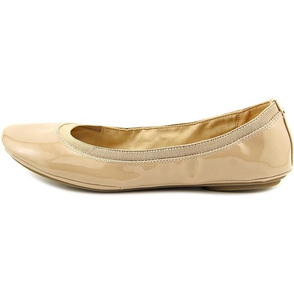 round toe bandolino flats