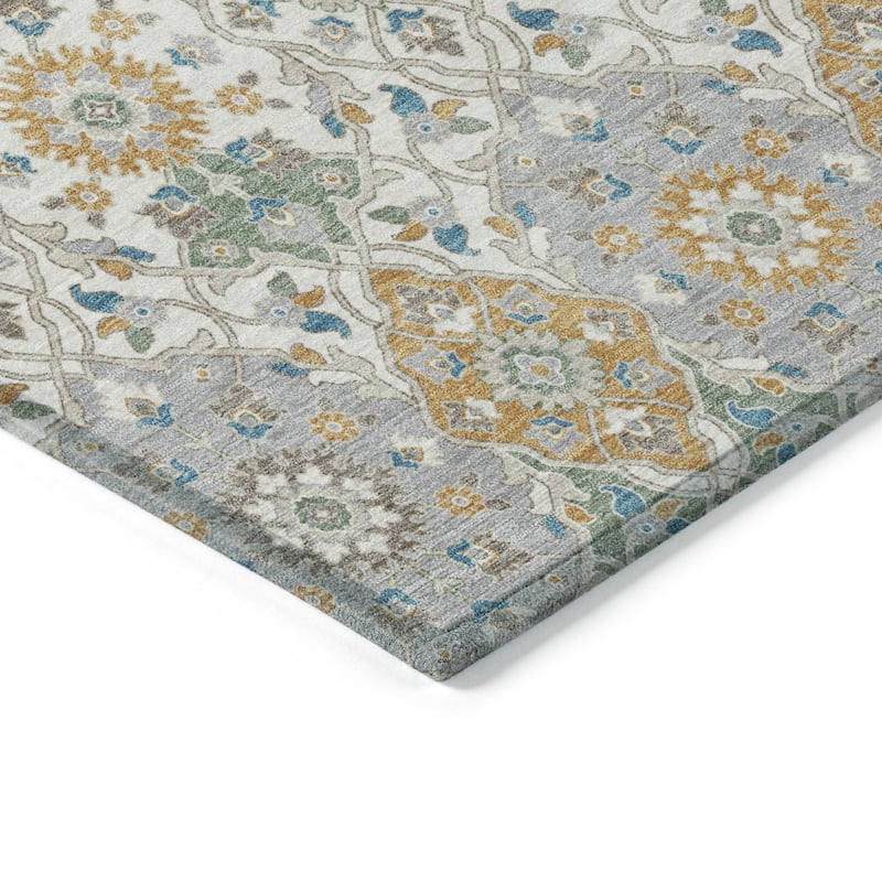 Machine Washable Indoor/Outdoor Traditional Masters Chantille Rug