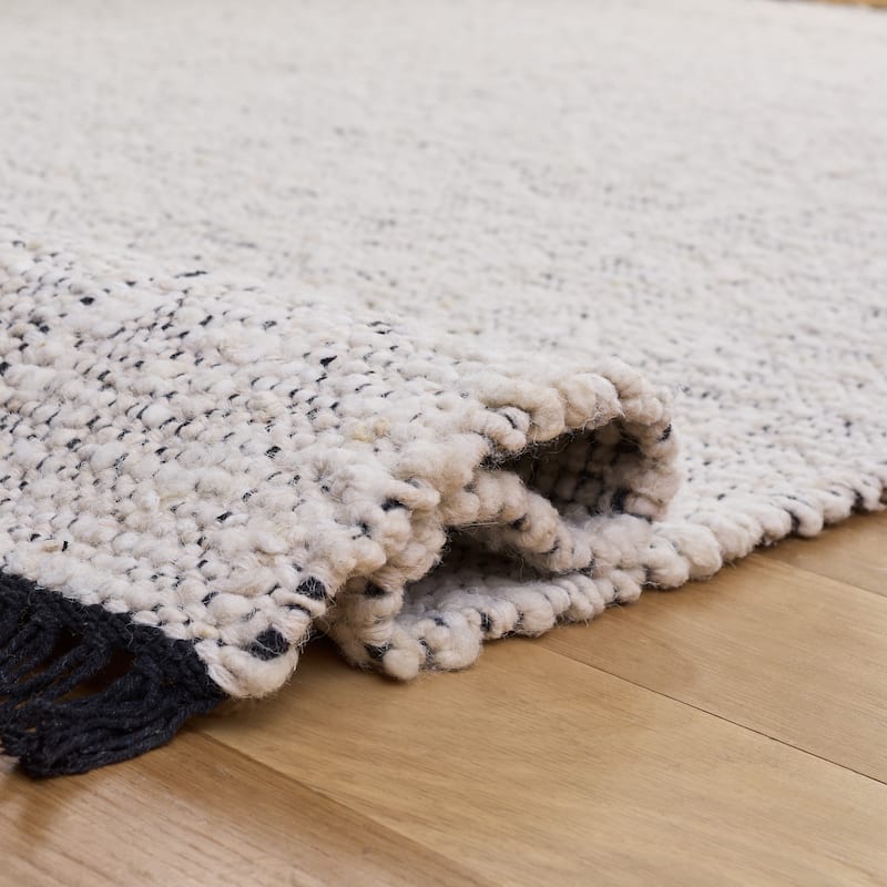 SAFAVIEH Handmade Manhattan Assuncao Wool Rug