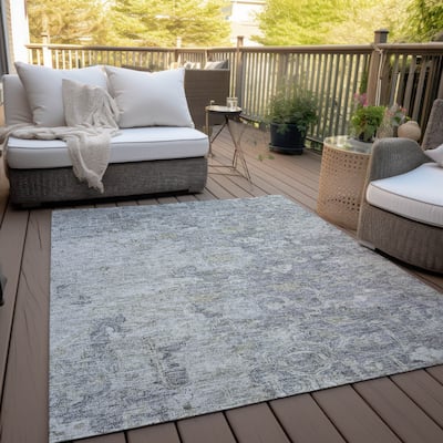 Machine Washable Indoor/ Outdoor Chantille Distressed Traditional Rug