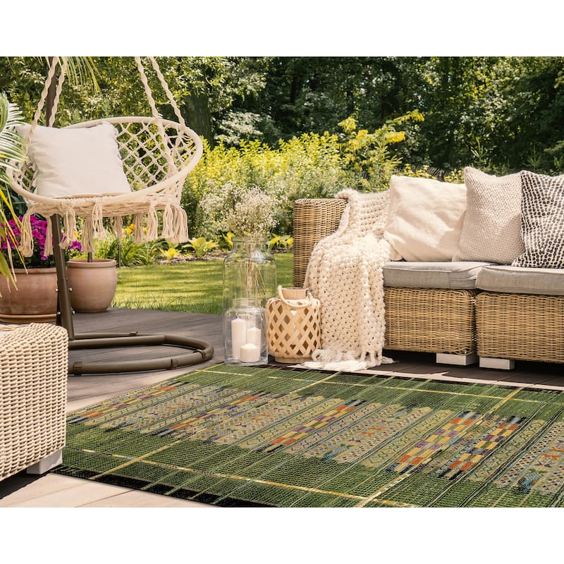 Liora Manne Marina Tribal Stripe Indoor/Outdoor Rug