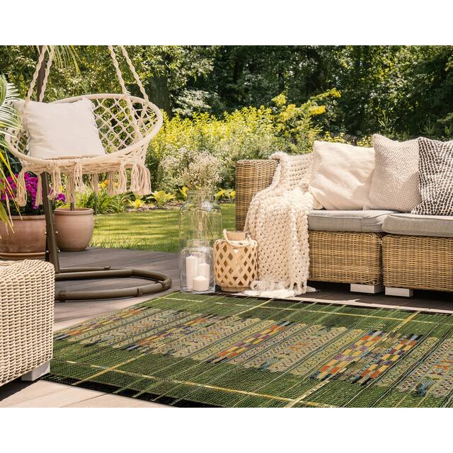 Liora Manne Marina Tribal Stripe Indoor/Outdoor Rug