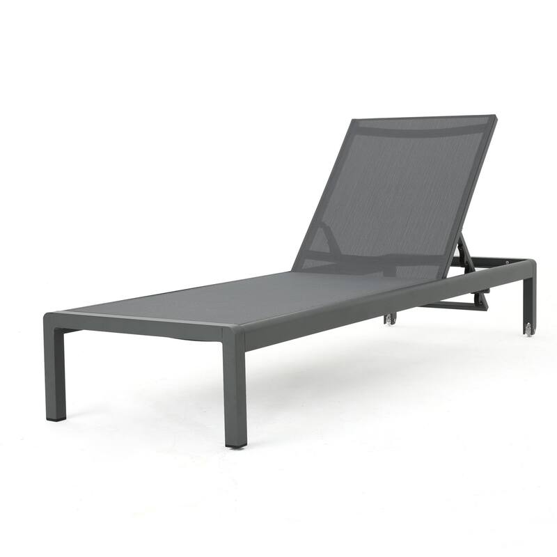 Outdoor Wheeled Aluminum Frame Mesh Recliner