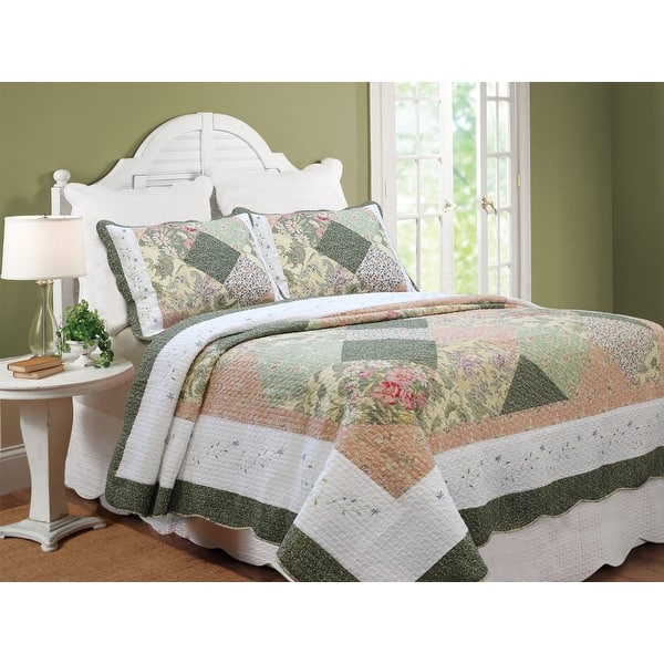 slide 2 of 10, The Green Barn Cypress Ridge Forest Floral Patchwork 3-piece Quilt Bedding Set