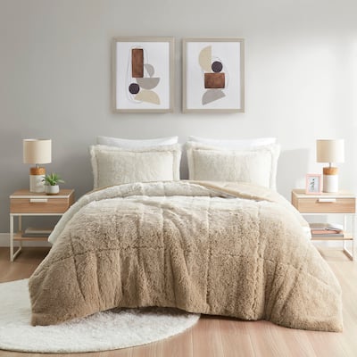 Intelligent Design Ella Ombre Shaggy Long Fur Comforter Mini Set