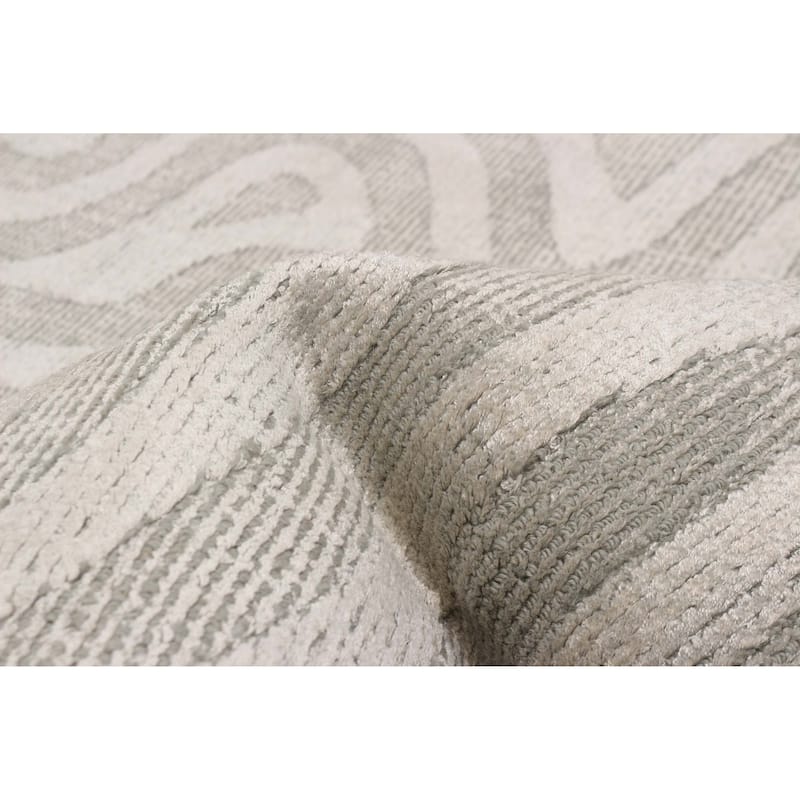 ECARPETGALLERY Hand-knotted Tangier Light Grey Viscose, Wool Rug - 4'10 x 7'11