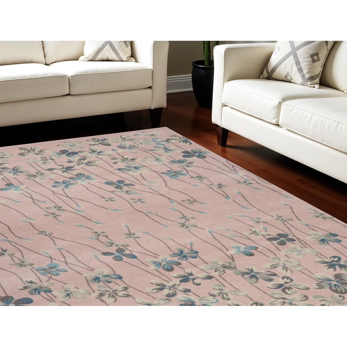 Hulo Power Loomed Floral Traditional Stain Resistant Area Rug By HomeRoots - 120' X '96' X '0.5