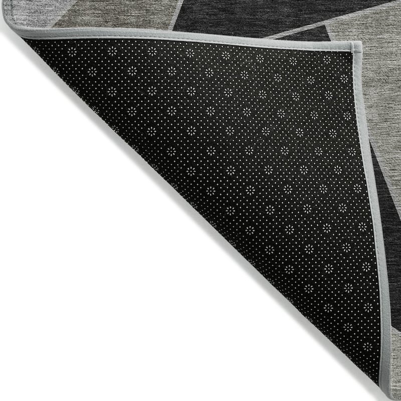 HomeRoots Geometric Transitional Rectangle Outdoor Rug