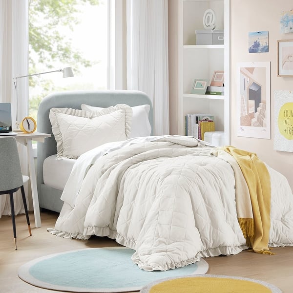 Chelsea Square Himari Diamond Quilted Ruffle Edge Comforter Set