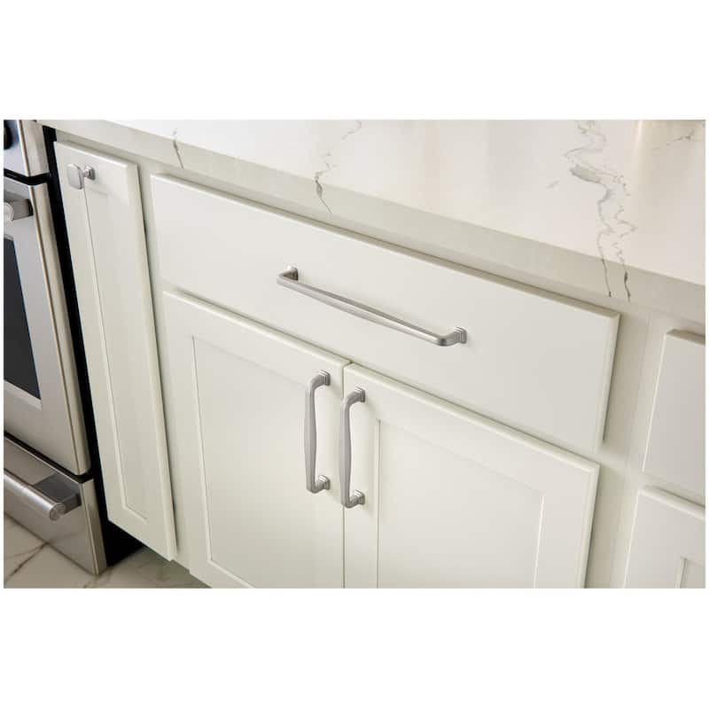 Jeffrey Alexander 782-96 Fontana 3-3/4" (96mm) Center to Center