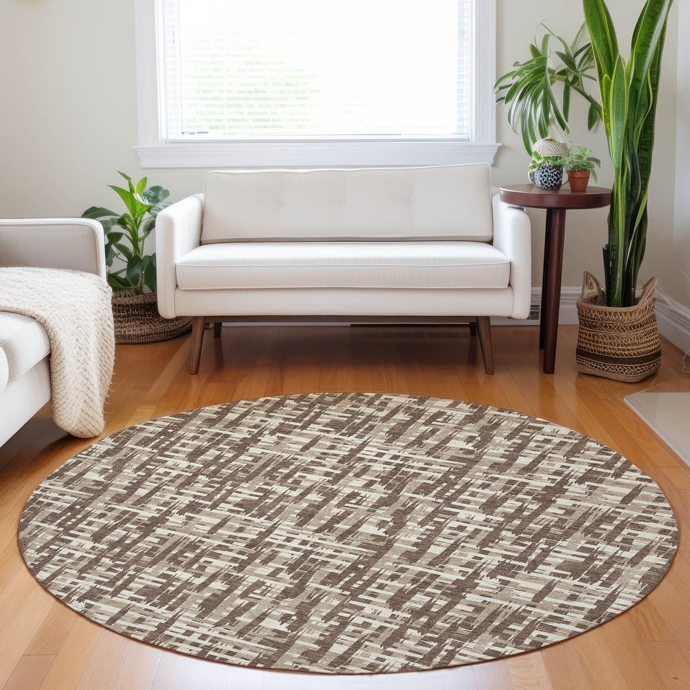 Machine Washable Indoor/ Outdoor Modern Crosshatch Chantille Rug