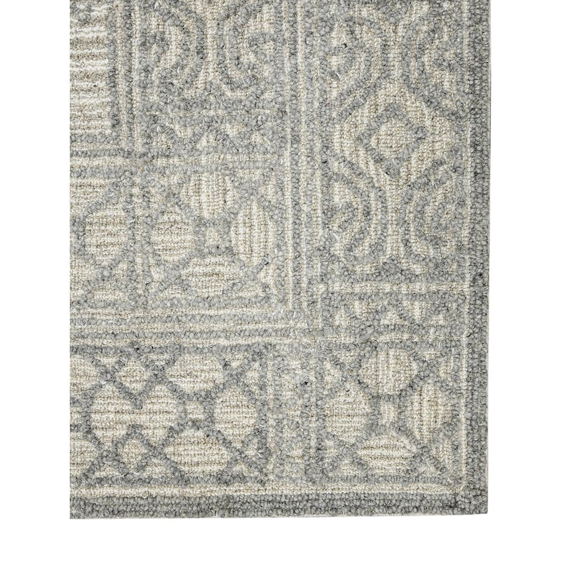 Bakari Wishek Gray Hand-Hooked Wool Area Rug