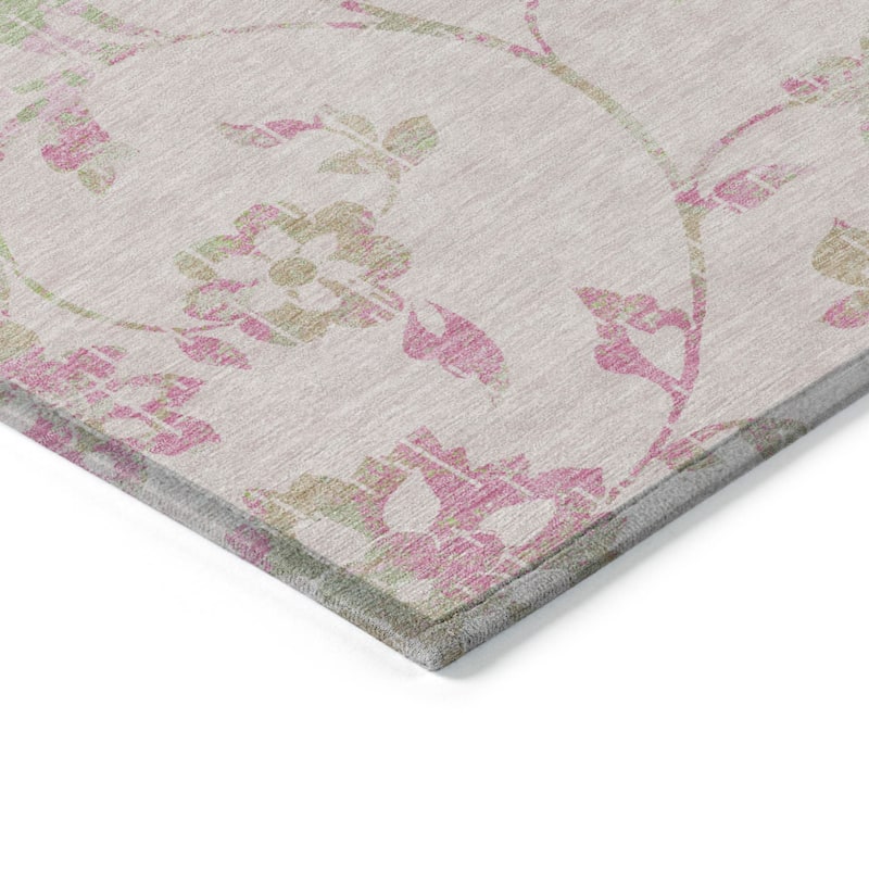 HomeRoots Floral Transitional Rectangle Outdoor Rug