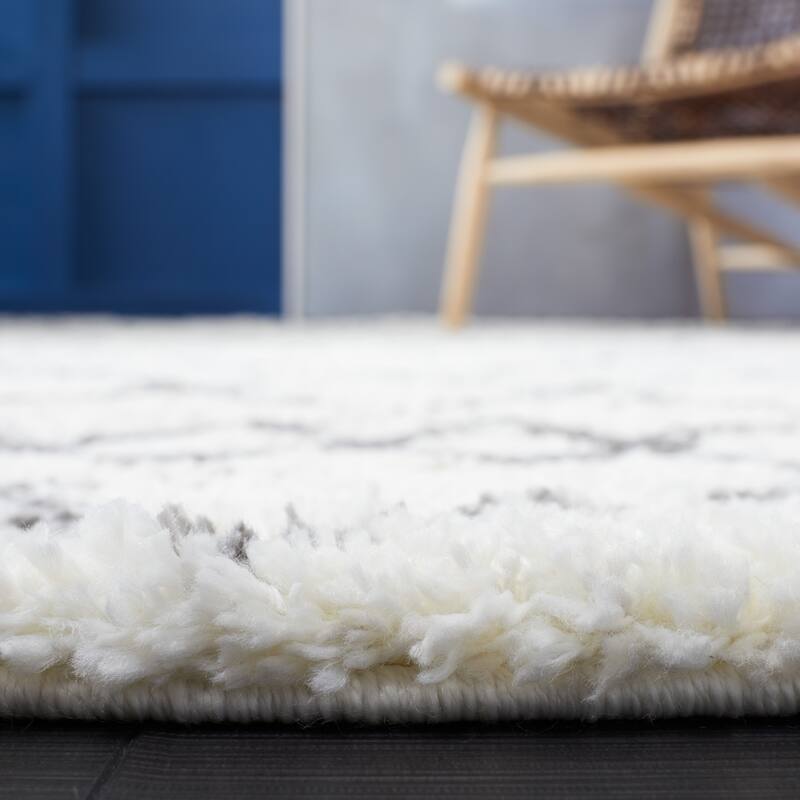 SAFAVIEH Berber Shag Magnisina Moroccan Boho 1.26-inch Thick Rug